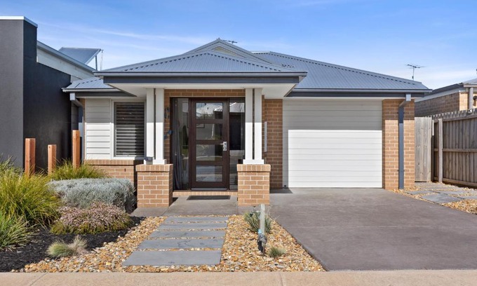 Ocean Grove House | Ocean Dreams- Perfect whole family getaway! Kids Games room, Pet friendly!