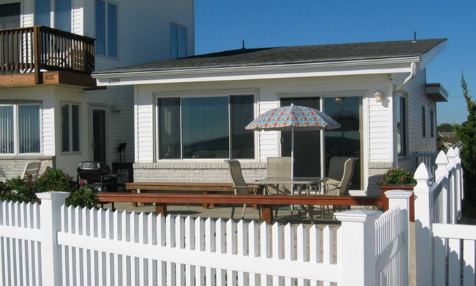 Point Pleasant Beach House | OCEAN FRONT LOCATED IN PT. PLEASANT BEACH WITH BREATHTAKING VIEWS