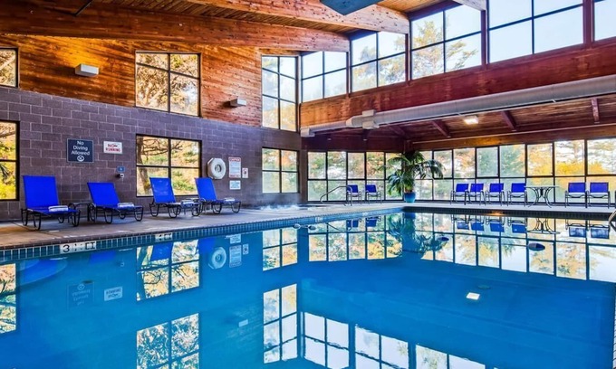 Newport Hotel | Ocean Front Accommodation | Scenic Drive Along North Coast Highway 101