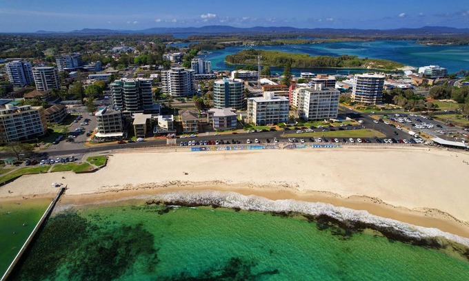 Forster Apartment | Ocean Front Apartment