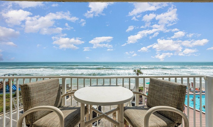 Lenox Park Apartment | Ocean Front - Big Views