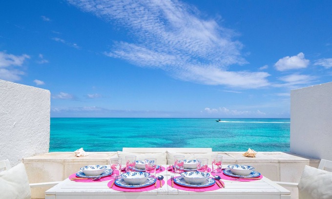 Nassau Condo | Ocean front Compass Point