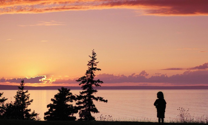 Hacketts Cove Cottage | Ocean front cottage, relax and enjoy the sunset over St. Margaret's Bay!