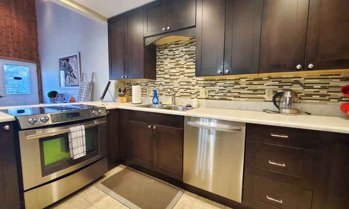 West Juneau House | Ocean & Mountain View Duplex, both sides