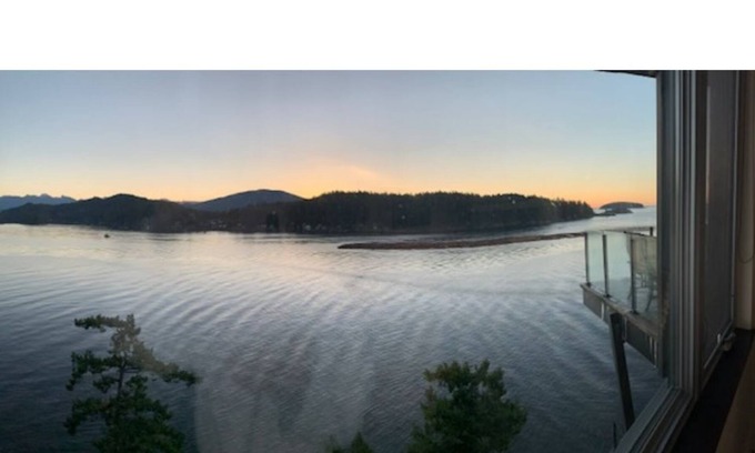 Gibsons Bed & Breakfast | Ocean Retreat on the Sunshine Coast BC