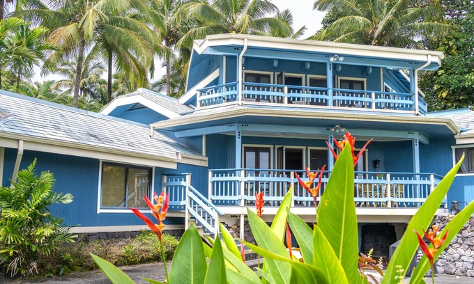 Kehena Beach Estates House | Ocean view Custom home steps away from Kehena Black Sand Beach