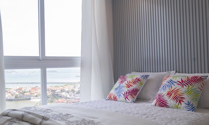 Santa Ana Apartment | OCEAN VIEW - STUDIO APARTMENT