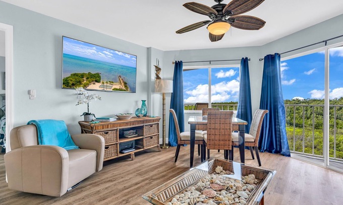 Tavernier Condo | Ocean View Suite, Top Floor, Updated
