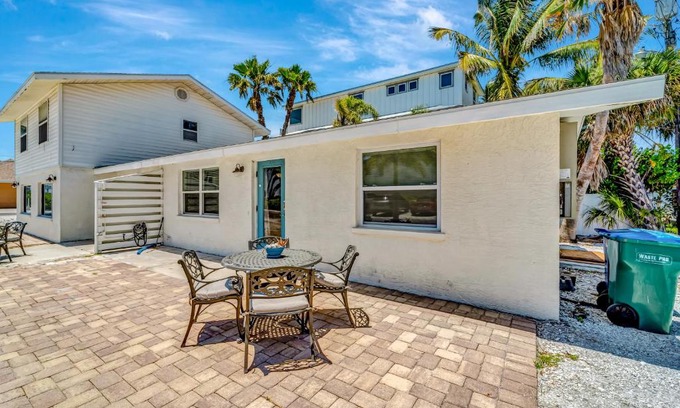 Ilexhurst Apartment | Ocean View Villa