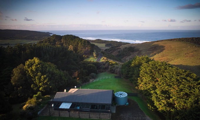 Johanna Cottage | Ocean views, rolling hills. The ulimate country cottage! Pet Friendly