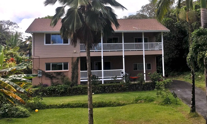 Kapoho House | Ocean views & trade winds and wonderful open plan 4 bed, 3 bath with large lanai