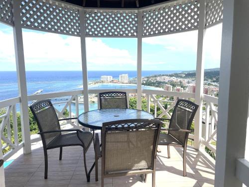 Ocho Rios Apartment | OceanBreeze Jamaica Penthouse, 7-Minute Walk to Beach
