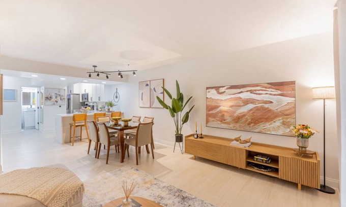 Horton Shores Condo | Oceanfront: Beautiful NSB Spot by Flagler