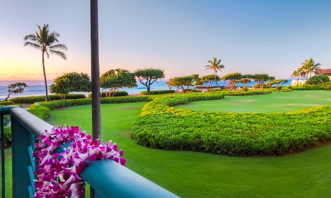 Wailua Condo | Oceanfront Boutique Condo. 5% Discount for Most Stays of 7 or More Nights