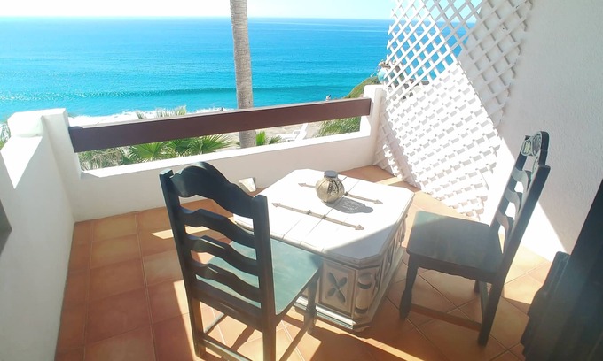 La Fonda Condo | Oceanfront Condo w/panoramic views & fireplace