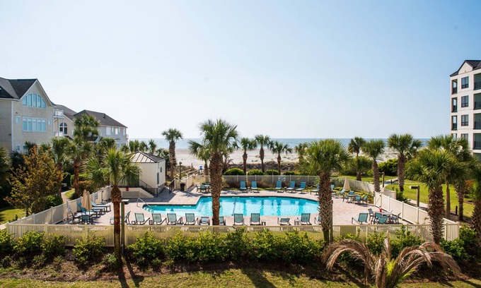 Isle of Palms Condo | Oceanfront Condo - Wild Dunes - Charleston, SC - n10% discount - Oct, Nov, Dec.