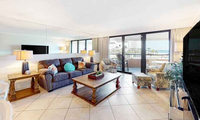 Miramar Beach Condo | Oceanfront gem with pool, gym, hot tub, AC, W/D & beach-view balcony