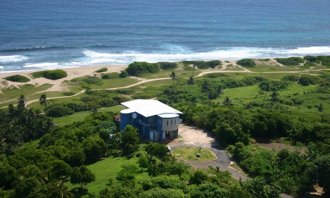 Guayabos Apartment | Oceanfront Hideaway Studio