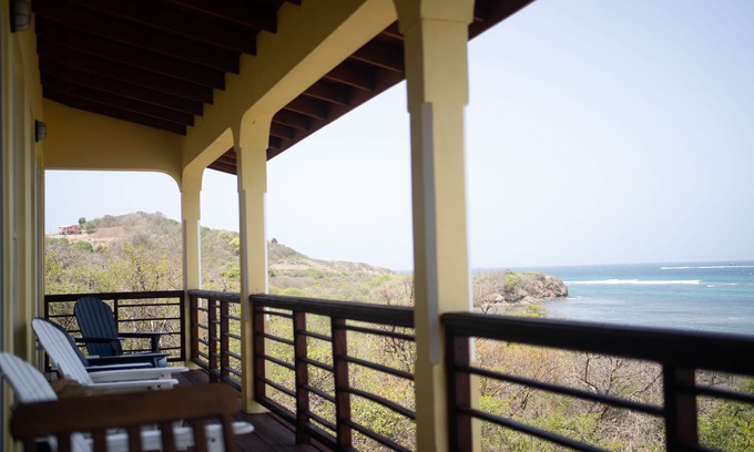 Argyle House | Oceanfront Home on Carriacou: Cassada South