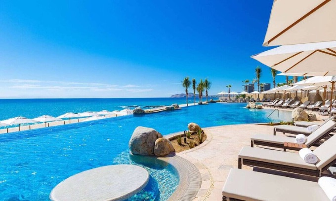 San Jose del Cabo House | Oceanfront Luxury: Stunning 2-Bedroom Beach Escape