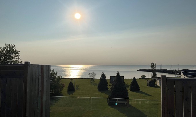 Cormierville House | Oceanfront paradise, 4-bedroom house in Cocagne with hot tub, WiFi, AC.