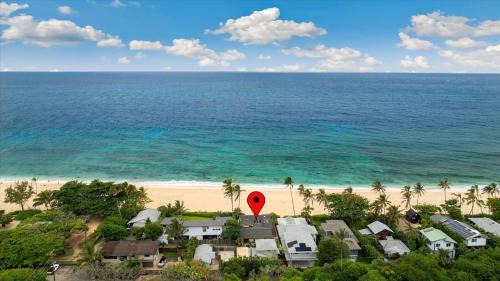 Waialee House | Oceanfront Pipeline Miracle