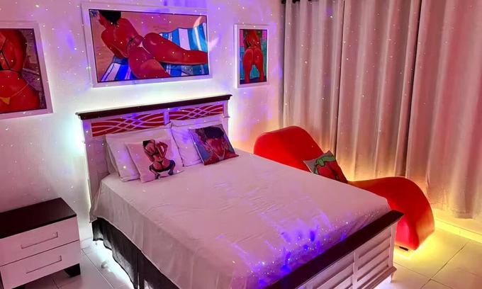 Isla Verde Apartment | Oceanfront Tropical Retreat in Isla Verde