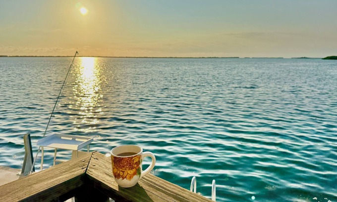 Cutthroat Harbor Estates House | Oceanfront w/stunning open water views and a 60-foot dock! 30 mins to Key West!