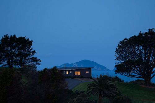 Tutukaka Apartment | Oceanview Cottage Tutukaka Coast