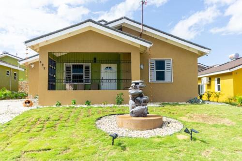 Falmouth House | Ochi Rios Seventh Heaven Vacation Home