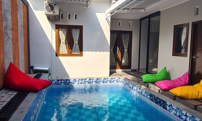 Depok House | Oemah Wisata RinginSari