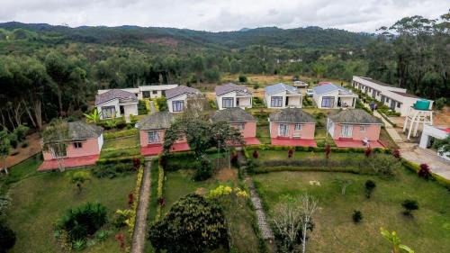 Andasibe Hotel | Oka Forest Lodge Andasibe