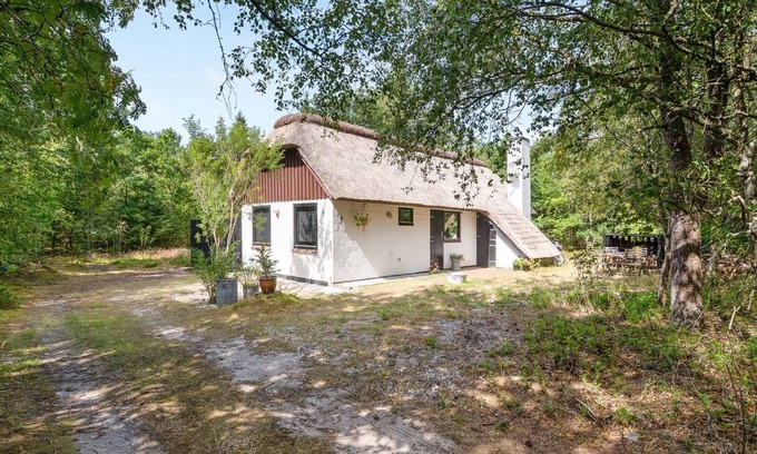 Rødhus House | "Olaf" - 1.4km from the sea by Interhome