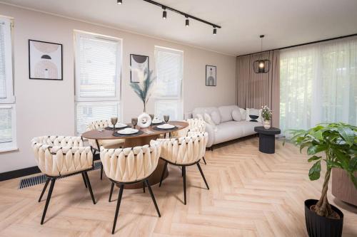 Osiedle Grunwaldzkie Apartment | Old City Premium Apartment by RENT4YOU