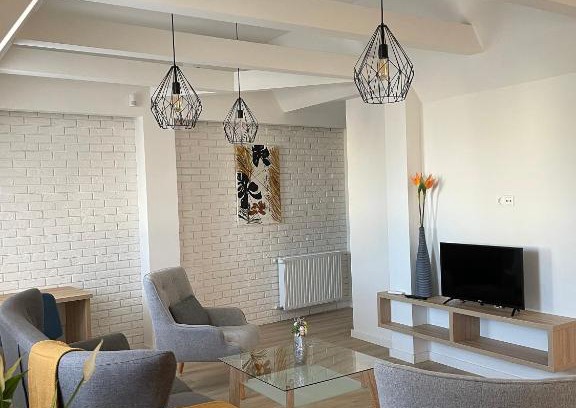 Gyor Apartment | Old Design Studio 3