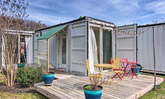 Old Fort House | Old Fort Shipping Container House Near Trails