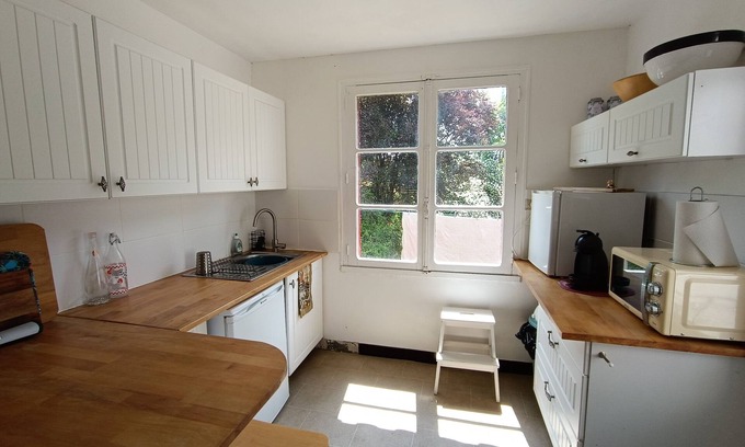 Adriers House | Old French Village House With Large Garden
