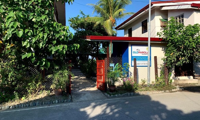 Baler Hotel | Old Parola Seaside Inn