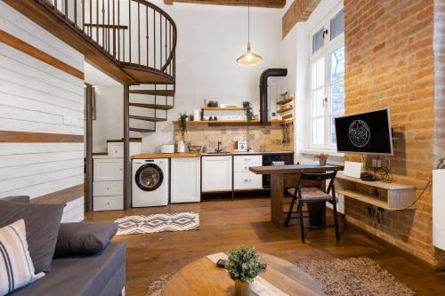 Savamala Apartment | Old Port Riverside Apartments in City Center