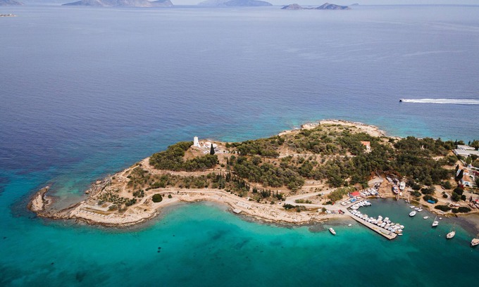 Agii Anargiri Apartment | Old Port Spetses Mansion