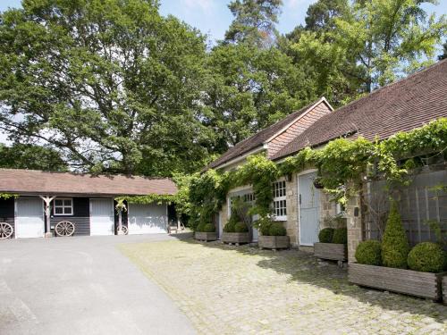 Haslemere House | Old Rectory Barn