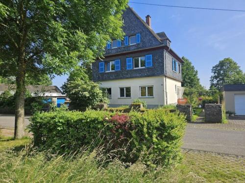 Kail House | Old School Kail Apartment 1