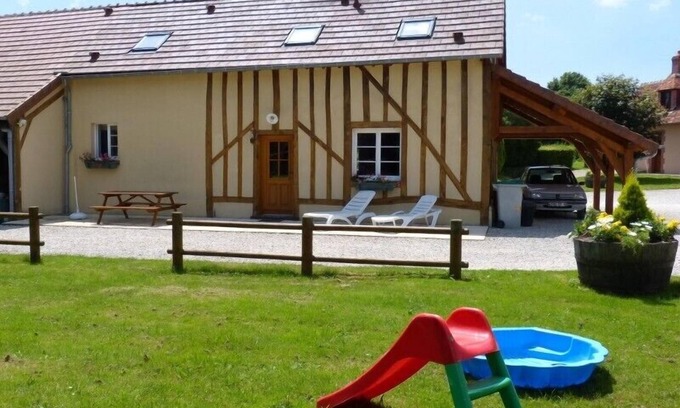 Villegenon House | Old small renovated farm, quiet, in a green setting