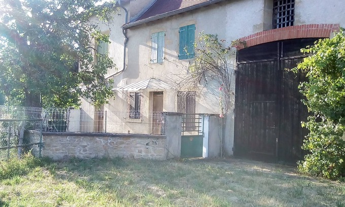 Baudemont House | Old stone house
