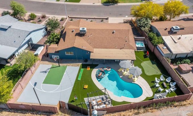 Pointe Scottsdale House | Old Town Cowboy Saloon, Heated Pool, Basketball