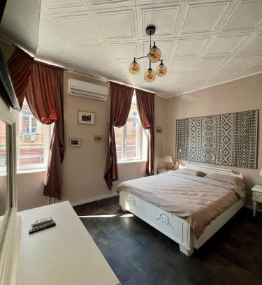 Old Town Apartment | Old Town Horizon
