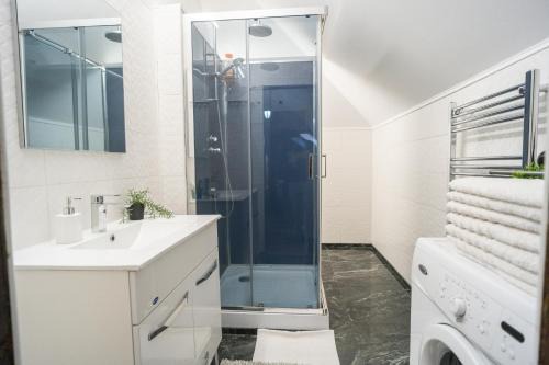 Bucharest City-Centre Apartment | Old Town Studio - Central Gem
