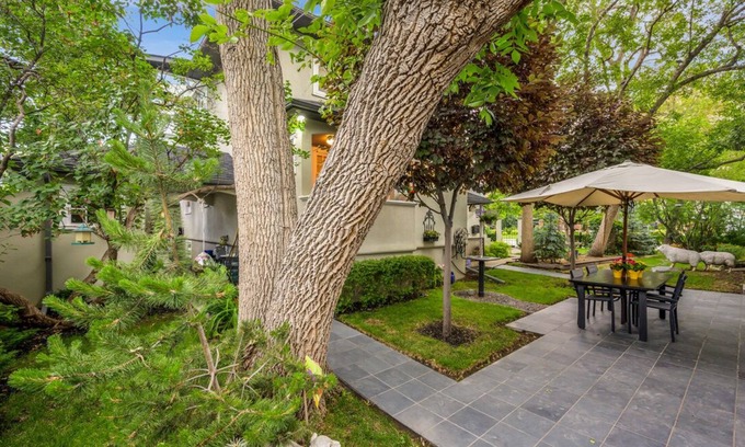 Mission District Condo | Old-World Charm Meets Contemporary Furnishings: Inner-City Calgary Condo