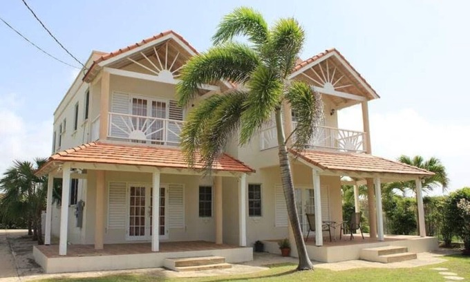 West Coast Cottage | Oldbury *Free car included*