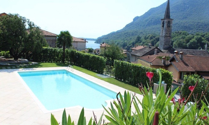 Mergozzo Apartment | Oleandro 1 apartment in Residence Villa Cerutti